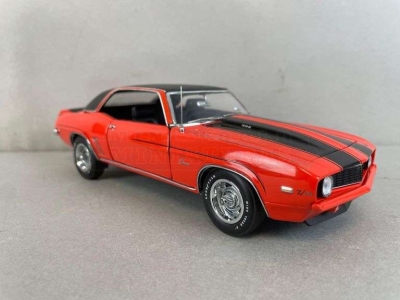 Franklin Mint 1969 Chevrolet Camaro Z28 Orange 1/24 #B11TQ16 - Imagem 2