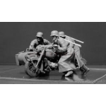 Kit Master Box German Motorcyclists, WWII 1/35 #35178 - Imagem 2