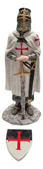 Mini Escudo Artesanal – Medieval Templário 7 x 6 cm - Imagem 2