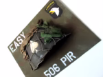 Placa Quadro Capacete 101st Airborne Easy C - 40x30cm - Imagem 3